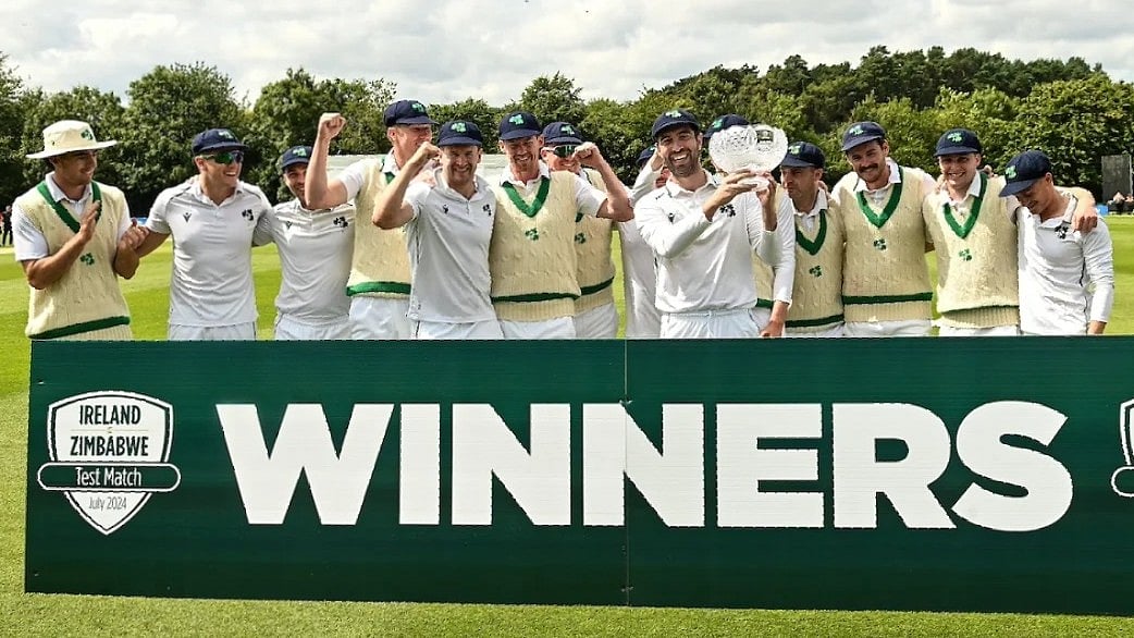 জিম্বাবুয়ের বিপক্ষে টেস্ট জয়ের পর আয়ারল্যান্ড খেলোয়াড়দের উচ্ছ্বাস। আজ বেলফাস্টে